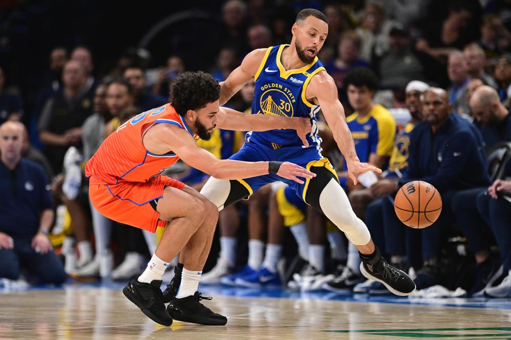 员以及一名 员以及一名