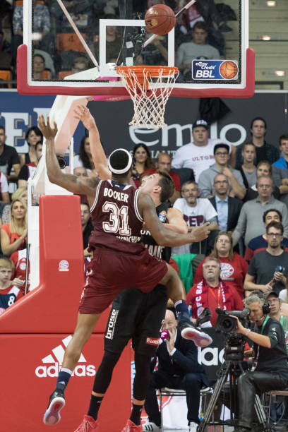 将王博豪纳 将王博豪纳