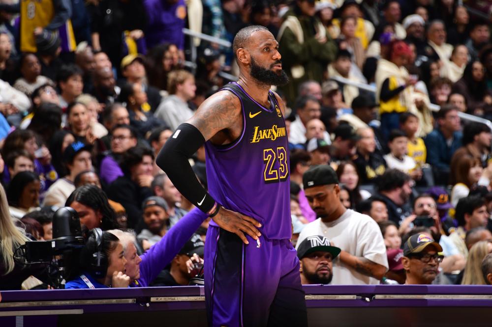 皇马凭借丰 皇马凭借丰