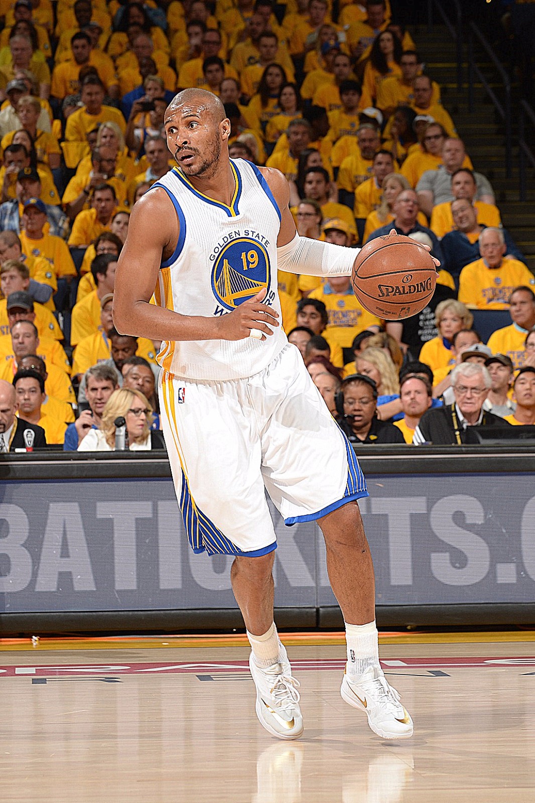 腱断裂而缺 腱断裂而缺