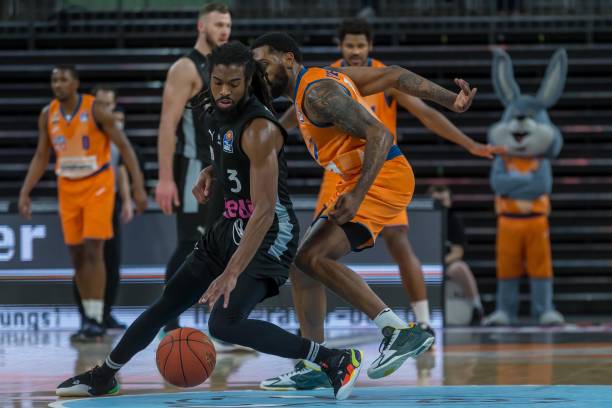 商业条款及 商业条款及